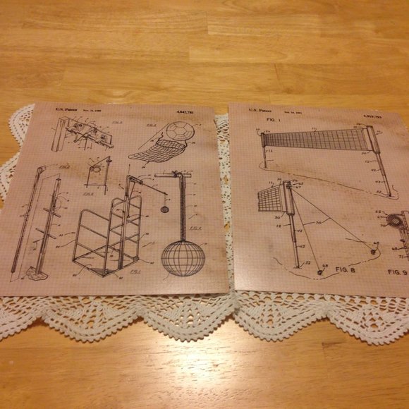 Distressed, antiqued look prints showing patents - Picture 5 of 8